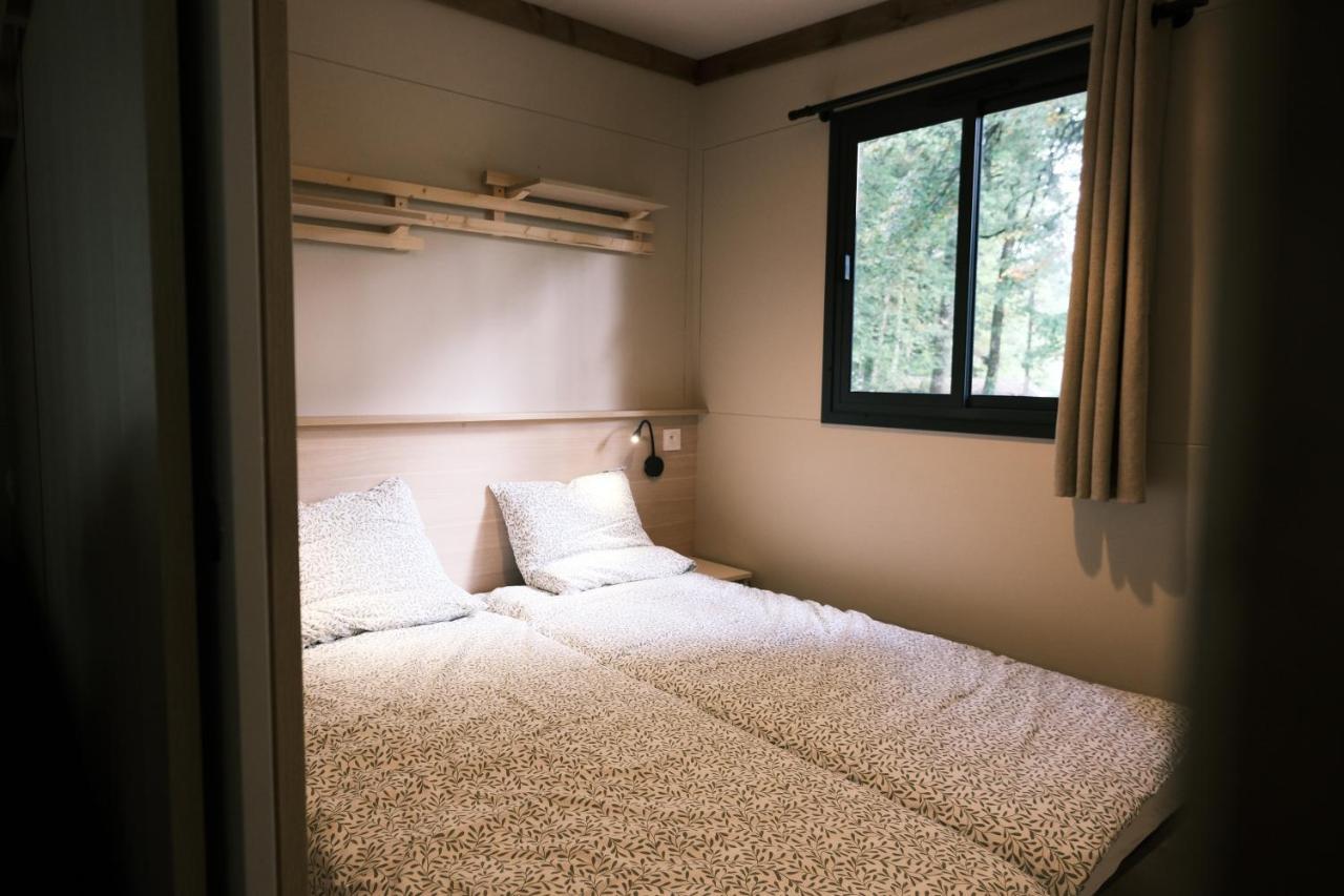 Liginiac Lodge Avec Spa Privatif - Foret Et Lac מראה חיצוני תמונה