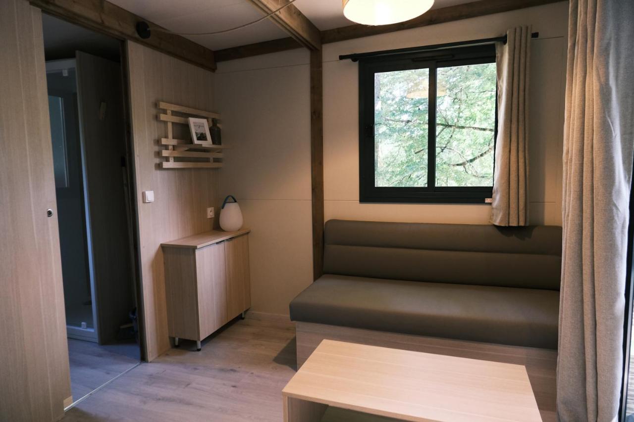 Liginiac Lodge Avec Spa Privatif - Foret Et Lac מראה חיצוני תמונה
