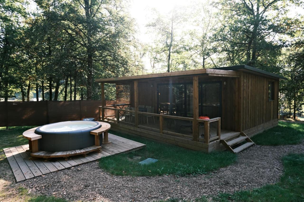 Liginiac Lodge Avec Spa Privatif - Foret Et Lac מראה חיצוני תמונה