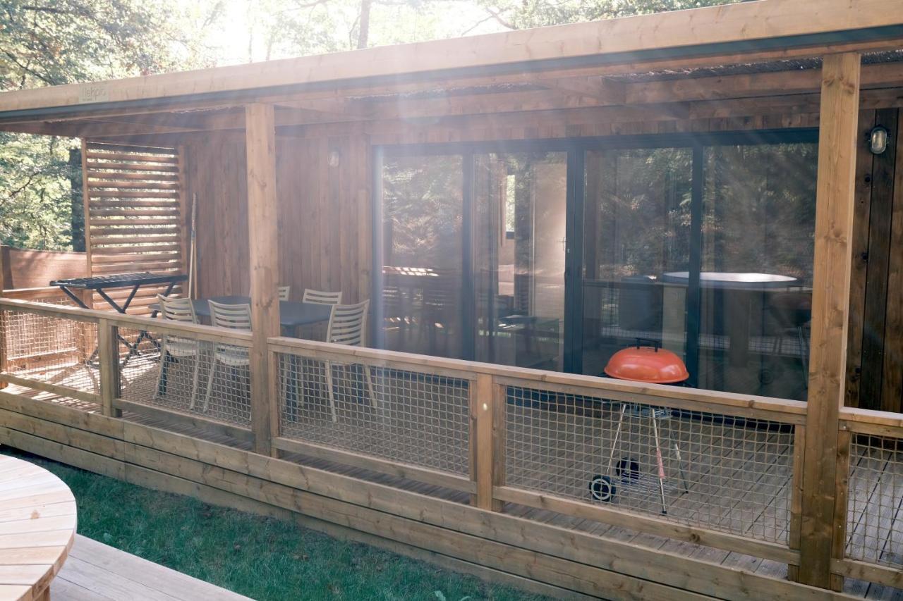 Liginiac Lodge Avec Spa Privatif - Foret Et Lac מראה חיצוני תמונה