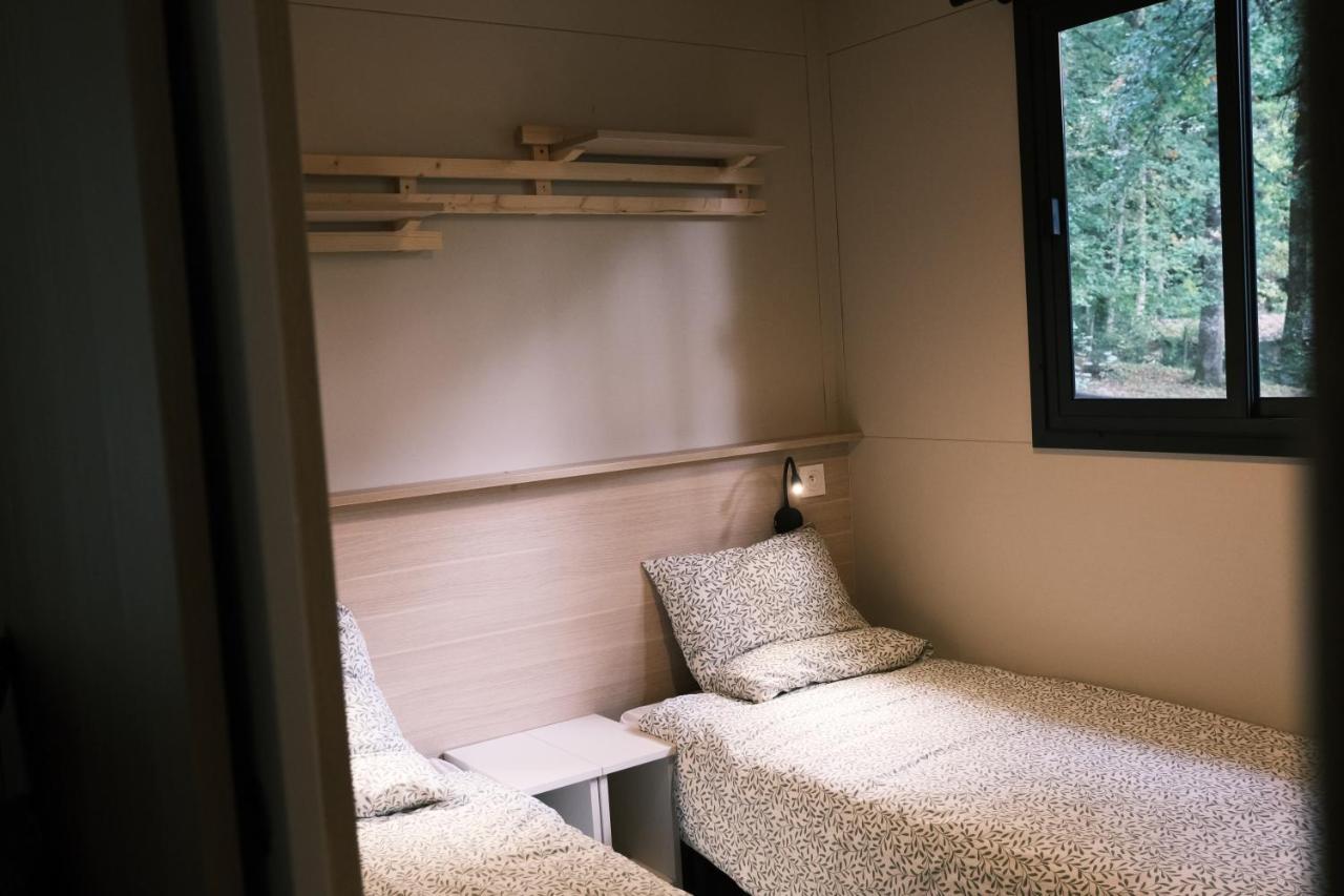 Liginiac Lodge Avec Spa Privatif - Foret Et Lac מראה חיצוני תמונה